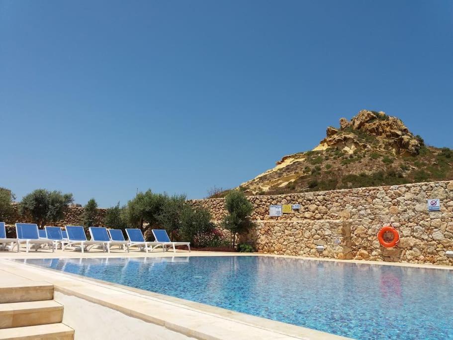 Dreams Of Holiday. Apartment With Pool Marsalforn Exterior foto